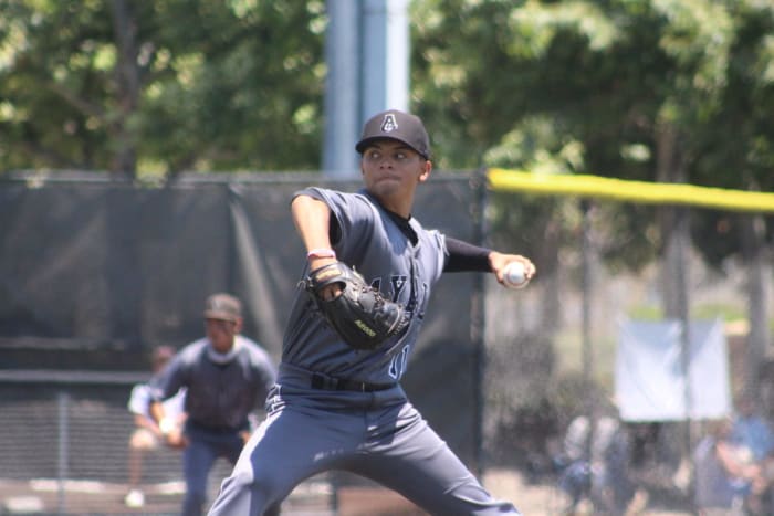 Ayala-vs.-JSerra-baseball_4434